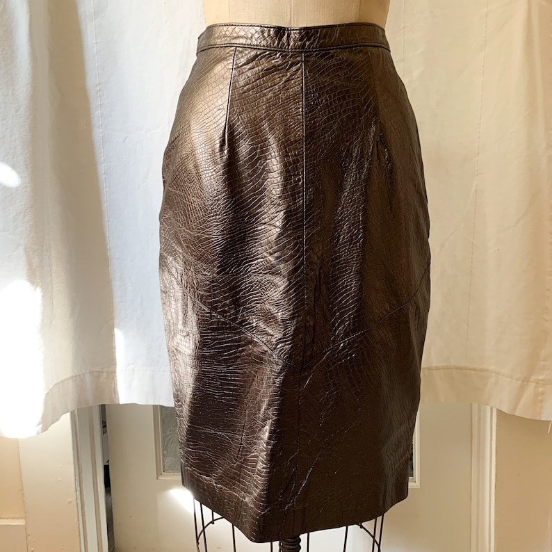Bronze Embossed Leather Pencil Skirt Size Medium 28 waist