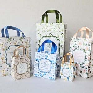 Buste di benvenuto per matrimonio stampate su carta bianca con motivo. Design completamente personalizzato. Buste ecologiche. Buste per hotel per gli ospiti. Buste di carta. Buste per bomboniere