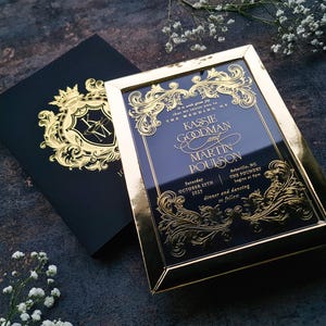 Luxus Hochzeitseinladung mit schwarz und gold Box voll anpassbar. Acryl Einladung. Gold, Silber, Rosegold und andere Folienfarben gedruckt