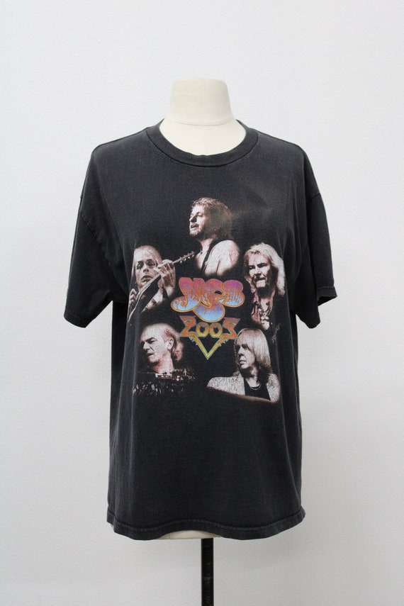 Yes Graphic Black T-shirt