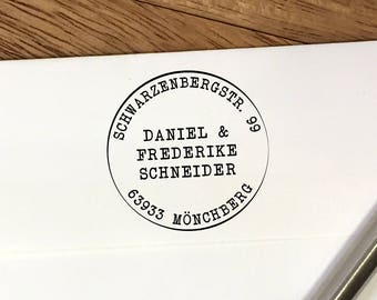 Runder Adressstempel mit Schreibmaschinenschrift - selbstfärbend oder als Holzstempel