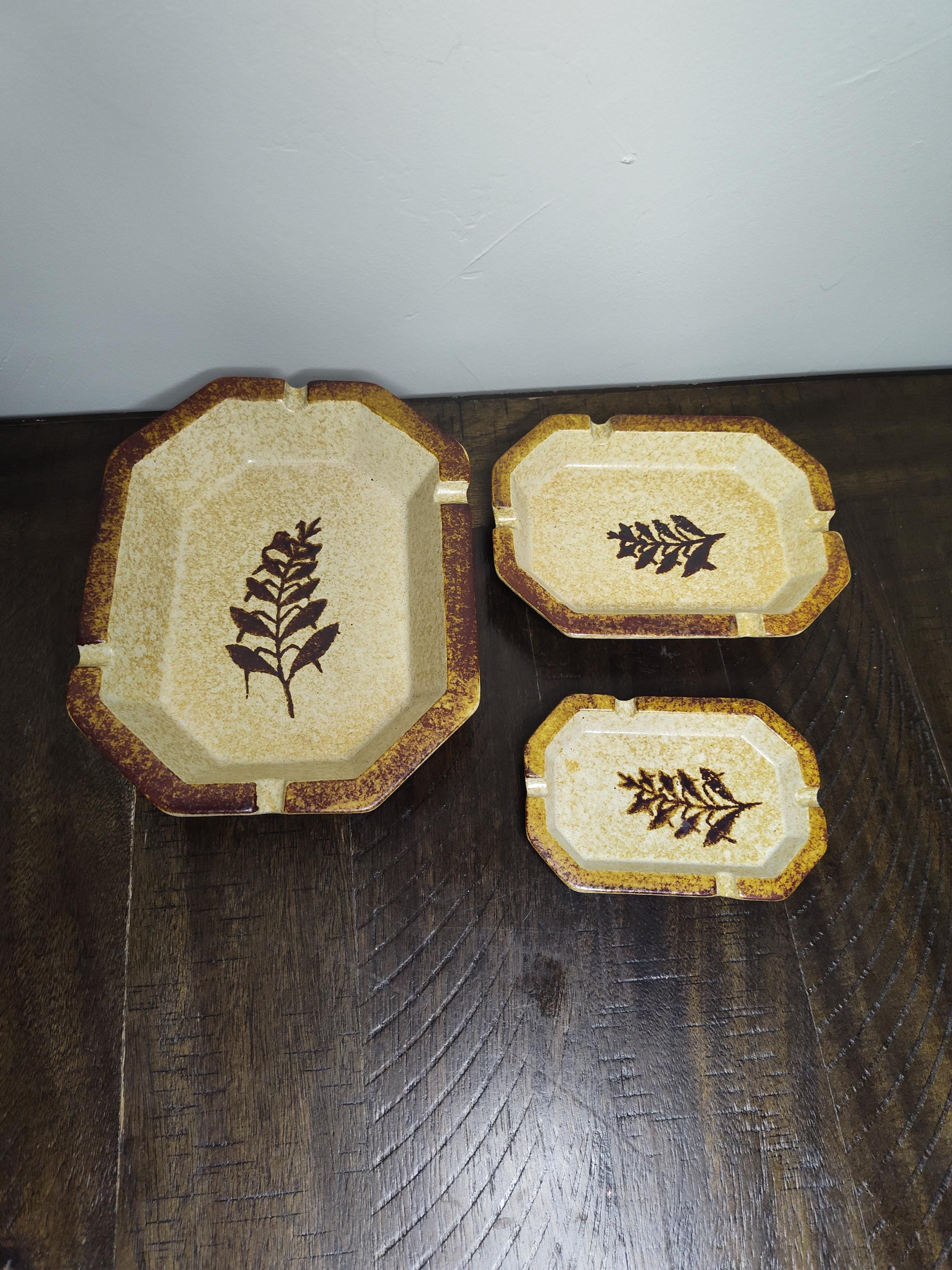 ミッドセンチュリーモダンヴィンテージセラミック灰皿セット