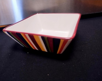 Tazón cuadrado de porcelana a rayas Simple Additions de 7.5" de Pampered Chef, nuevo