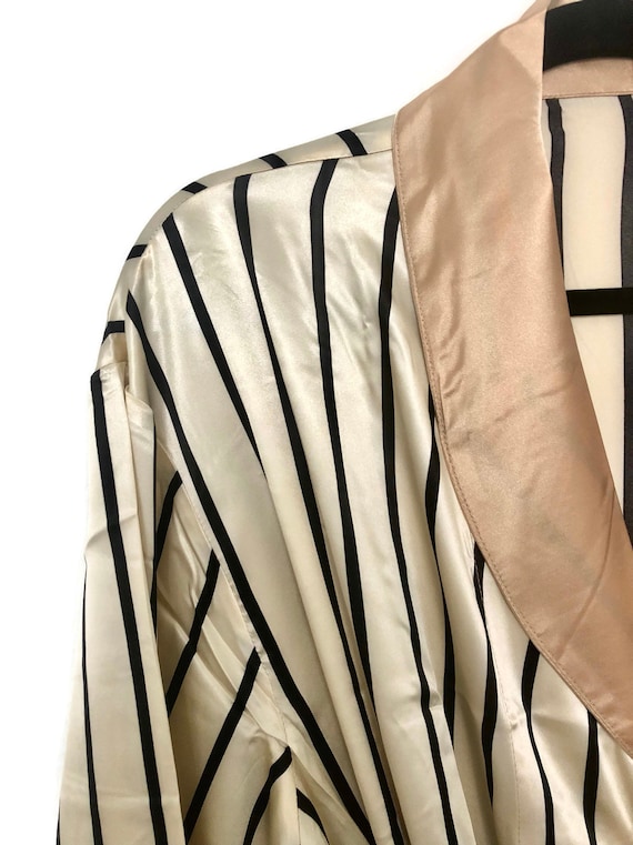 Beige Striped Satin Robe and Pyjamas | Vintage St… - image 8