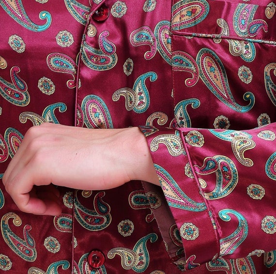 Robe + Pyjamas | Mens Unisex | Paisley Red Smokin… - image 8