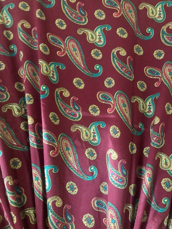 Robe + Pyjamas | Mens Unisex | Paisley Red Smokin… - image 9