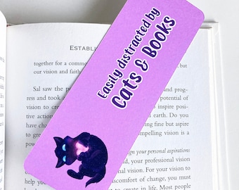 How to Make DIY Magnetic Bookmarks with Cricut - So Fontsy