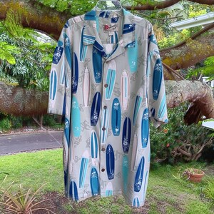 Hilo Hattie Men's Hawaiian / Aloha Shirt, Cotton Rayon Blend, Size 2XL, Resort Wear