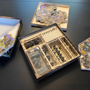 Journeys In Middle Earth: Spreading War organizer insert