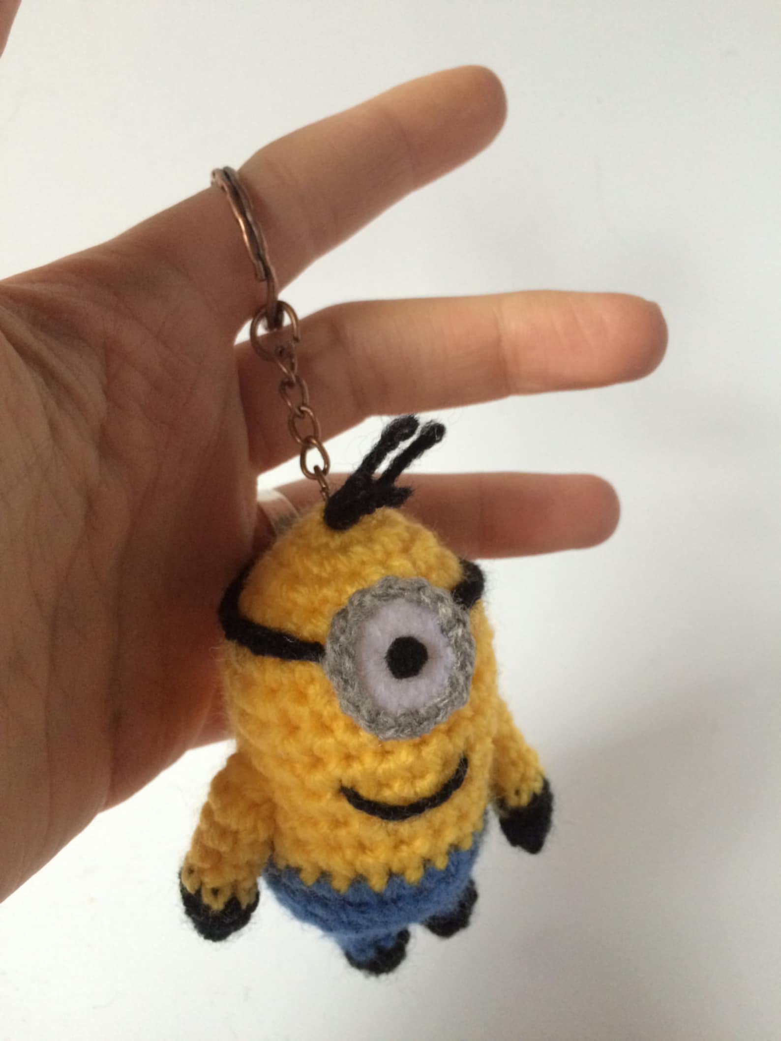 Amigurumi Crochet Minion Keychain minions crochet regalos Etsy España
