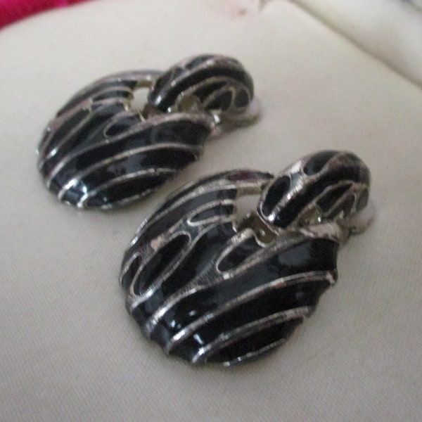 Vintage Silvertone Black Enamel Animal Stripe Doorknocker Earrings