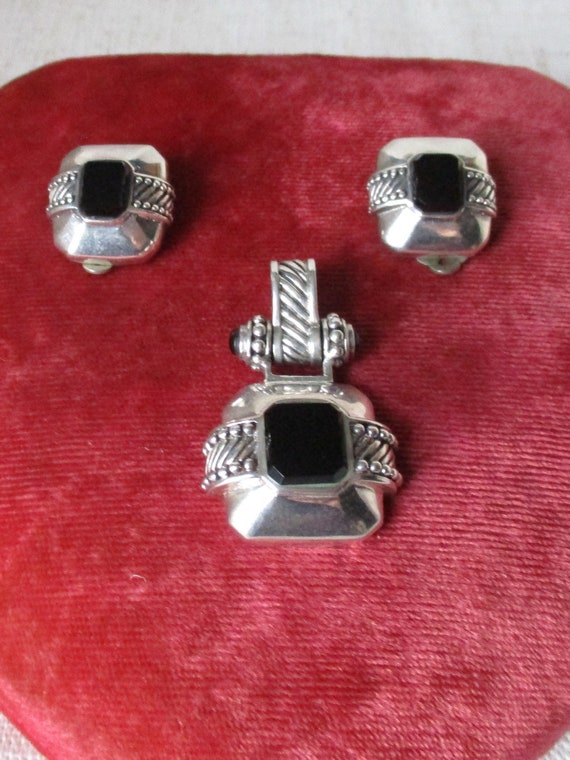 Vintage Sterling Silver and Black Onyx Square Dom… - image 1