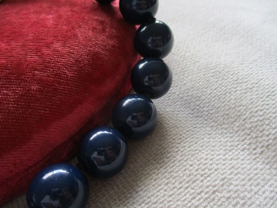 Vintage Monet Navy Knotted Beads Necklace Adjusta… - image 8