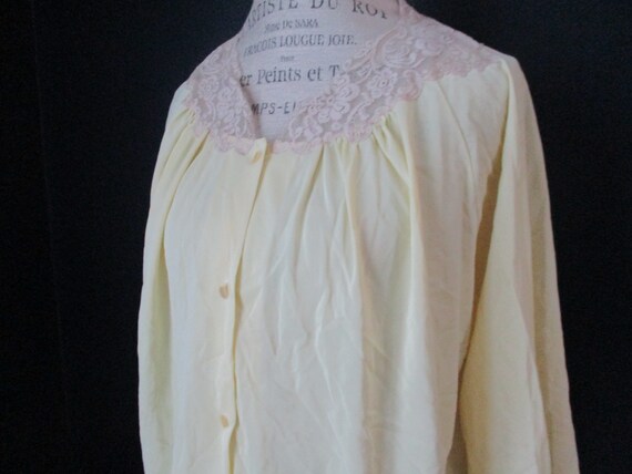 Vintage Van Raalte Yellow Satin Beige Lace Button… - image 3