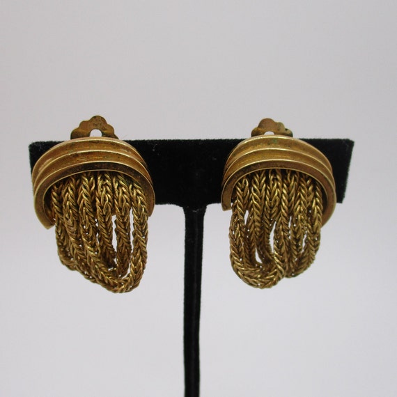 Vintage Grosse Goldtone Dangle Chain Clip on Earri