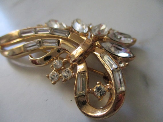 Alfred Philippe Trifari Goldtone Rhinestone Brooc… - image 2