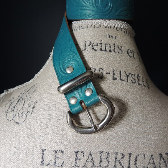 Vintage Dark Teal Floral Stamped Leather Belt wit… - image 4