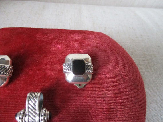 Vintage Sterling Silver and Black Onyx Square Dom… - image 4