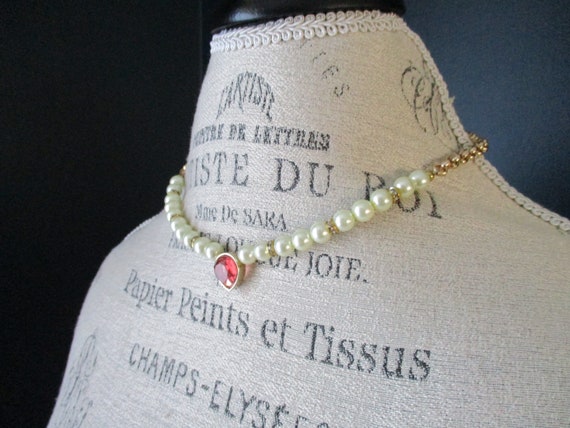 Vintage Pearl and Pink Stone Y2K Necklace and Str… - image 3