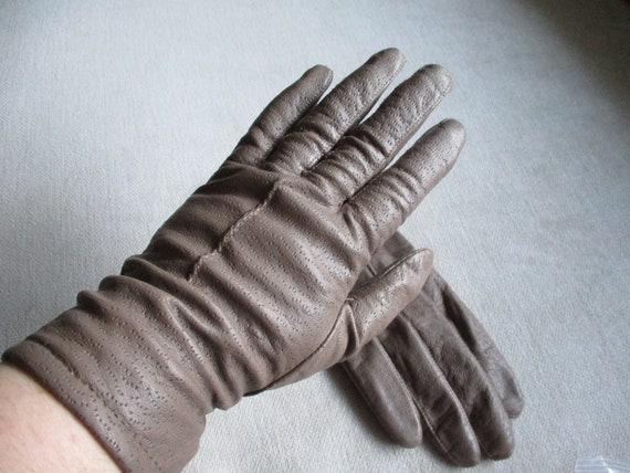 Vintage Fownes Grayish Leather Driving Gloves | S… - image 1