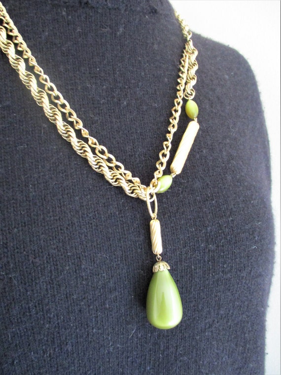 Vintage Sarah Cov Pendant Necklace Green Bead Gold Coventry - Vintage Sarah Coventry Pendant Vintage Sarah Cov Pendant Necklace Green Bead Gold Coventry - Vintage Sarah Coventry Pendant