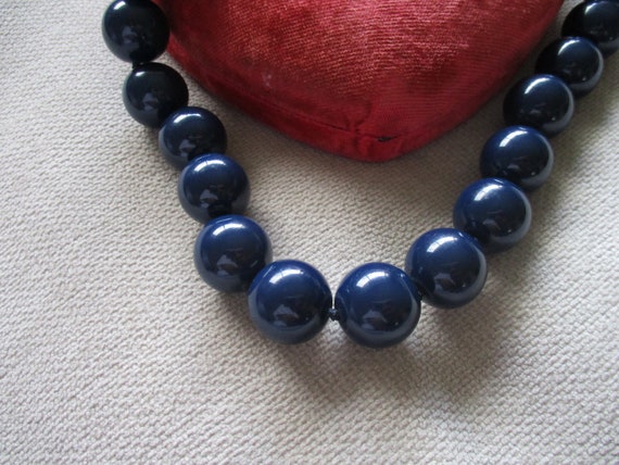 Vintage Monet Navy Knotted Beads Necklace Adjusta… - image 10
