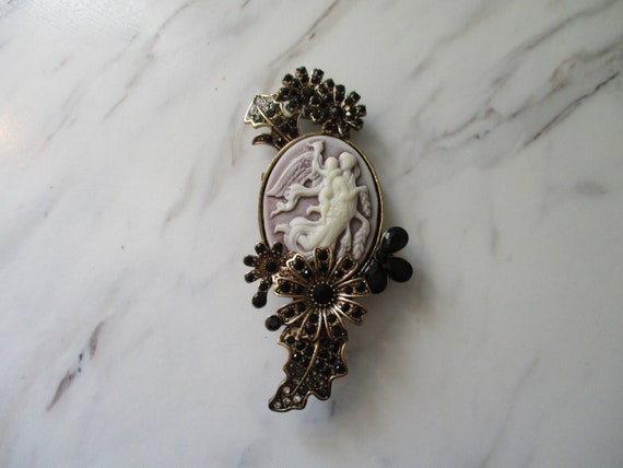 Gothic Victorian Cameo Brooch | Purple Cameo with… - image 2