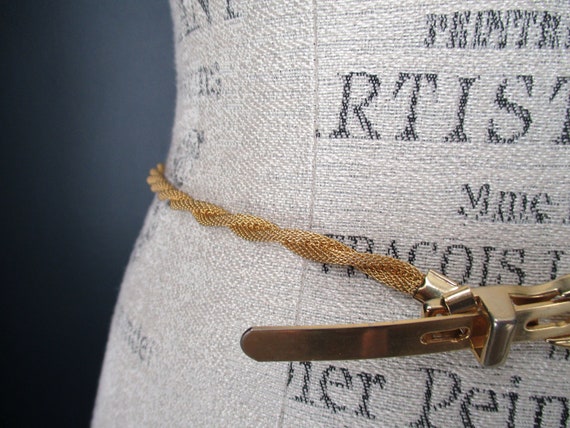 Vintage Small Gold Chain Belt | Rope Chain Goldto… - image 4