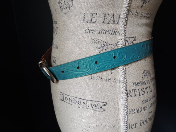 Vintage Dark Teal Floral Stamped Leather Belt wit… - image 9