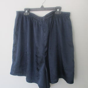 vintage des années 1950 Sears et Roebuck High Waisted Navy Blue Satin Pyjama Short XL image 6