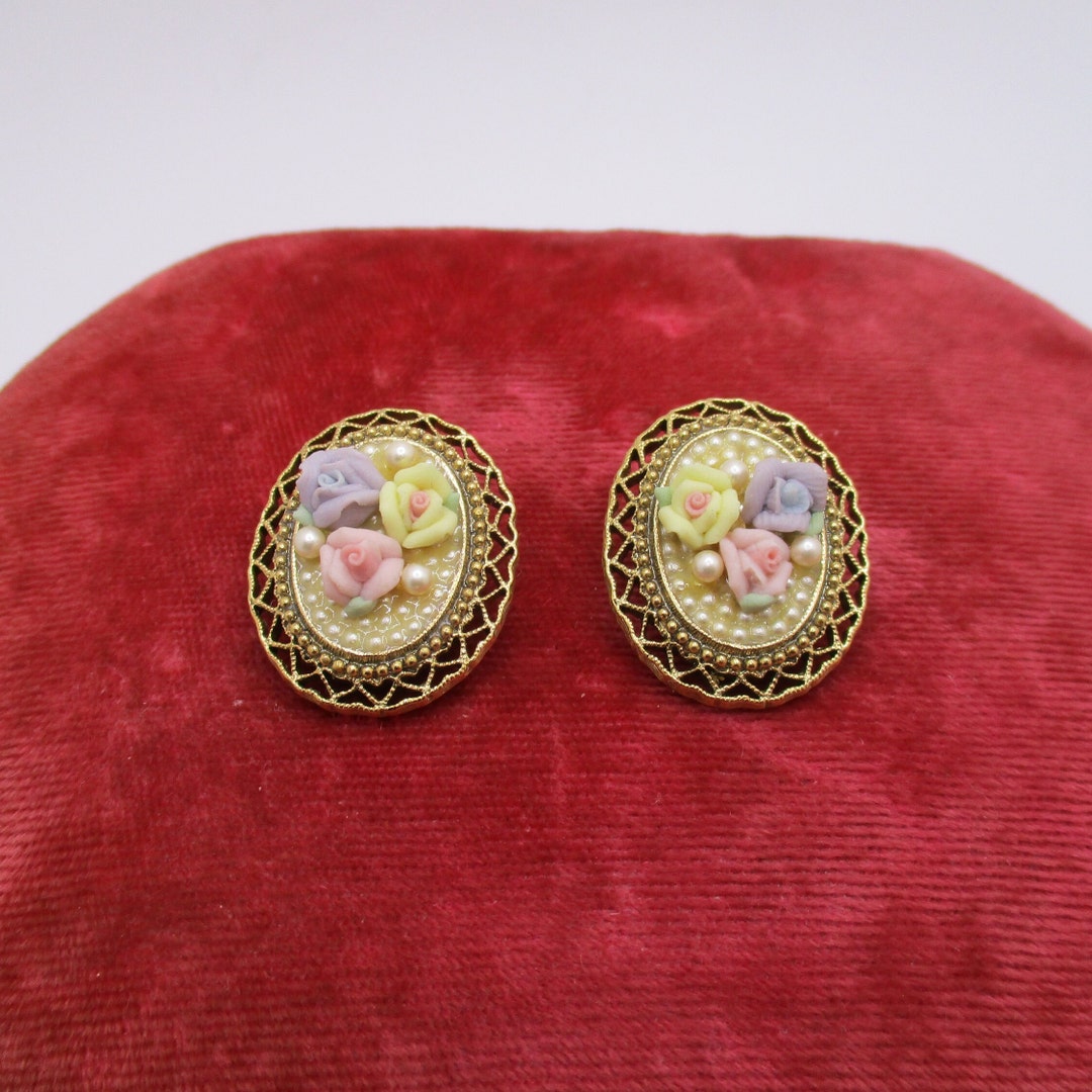 Vintage Goldtone Filigree Cage Pearl Pastel Rose Cottagecore Victorian ...