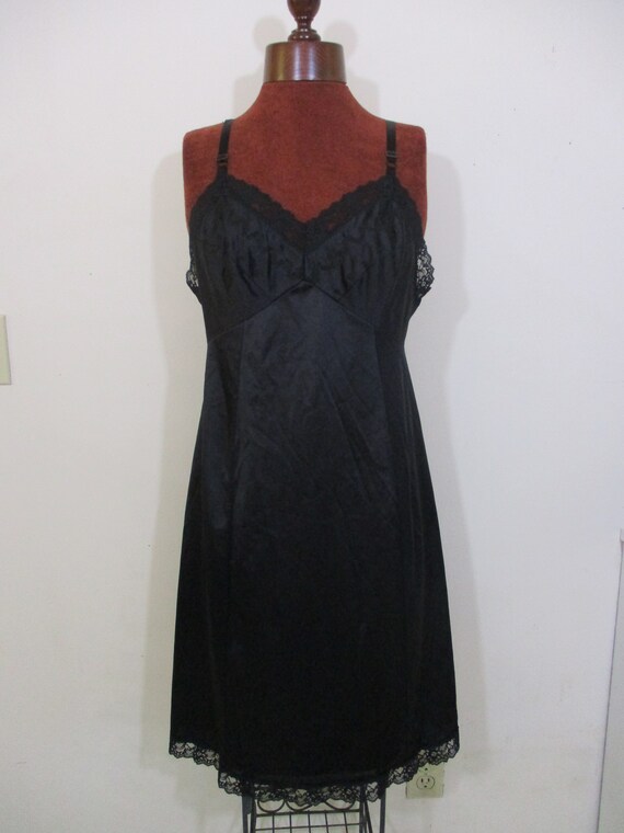 Black Lace Slip Dress | Vintage Sears Embroidered… - image 2