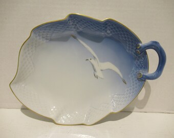 Vnt Bing & Grondahl Seagull (1950s) Leaf Dish: Porcelain Gold Trim Denmark