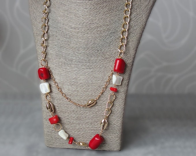 Coral and mother of pearl necklace, red coral necklace, mother of pearl necklace, coral and shell necklace, shell necklace, shell Jewelry
