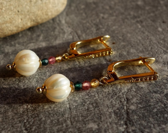 Faceted Pearl & Tourmaline Drop Earrings | Freshwater Pearl Earrings | Gold Plated Stainless Steel | Elegant Minimal Jewelry