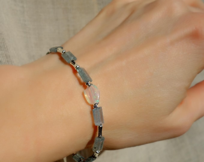 Natural Kyanite Bracelet with Ethiopian Opal and sterling silver | Natural Kyanite Jewelry | Opal Center Stone | Bracelet size 17 cm