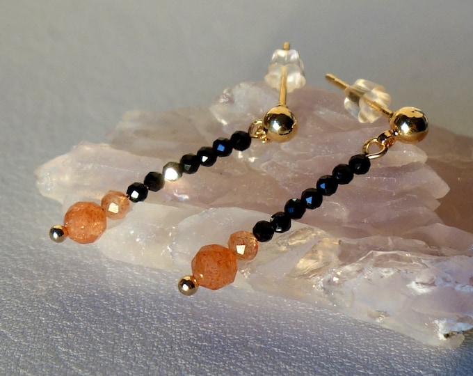 Sunstone and Black spinel Earrings,sunstone earrings, black spinel earrings, gemstone earrings, sunstone jewelry, black small earrings