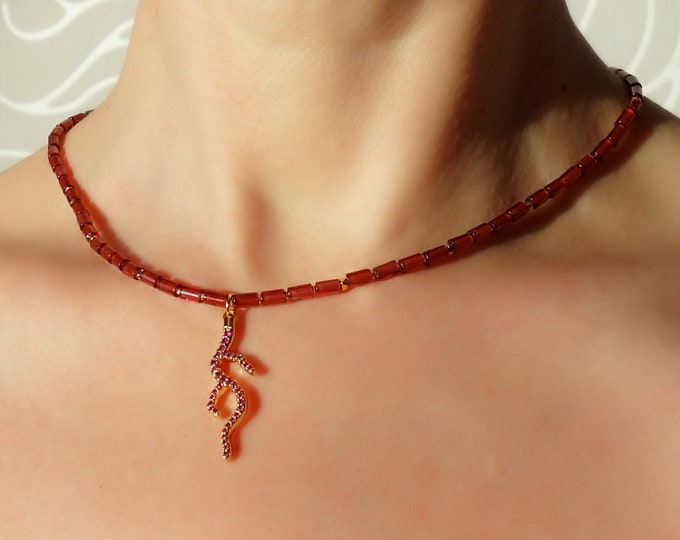 Red garnet necklace with pendant, Rhodolite garnet necklace, dainty necklace Rhodolite garnet necklace, delicate red garnet choker