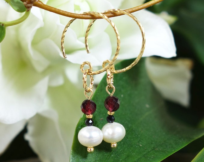 Pearl, garnet and black spinel earrings gold-plated sterling silver, pearl earring, Goldplated Sterling silver earrings, garnet earrings