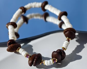Handmade Shell and Coffee Bean Bracelet with Swarovski Crystals, Gold Plated Stainless Steel, 17 cm Boho Bracelet
