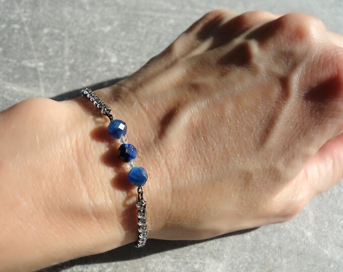 Natural Kyanite Bracelet adjustable size, Gemstone bracelet, genuine kyanite, blue kyanite bracelet, gift for her, birthstone bracelet