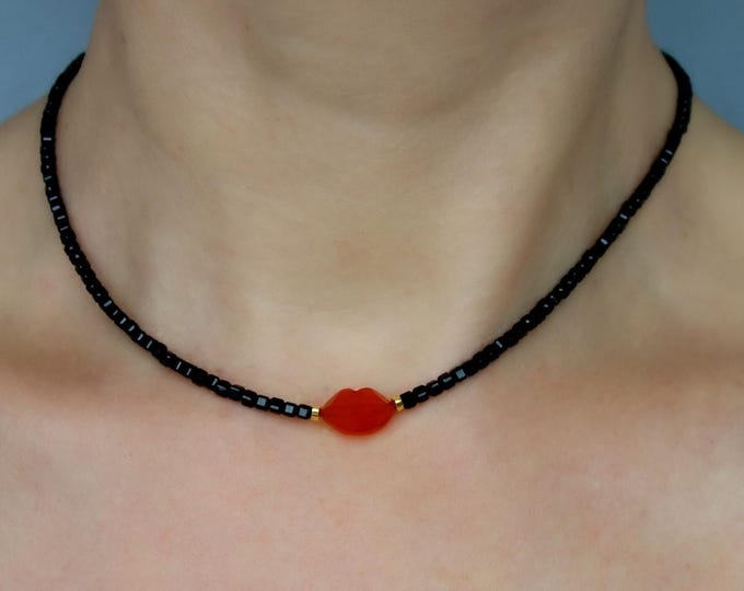 Black spinel necklace with carnelian lips, Spinel Delicate Beaded Necklace, Black spinel choker, Gemstone Choker, Minimalist necklace