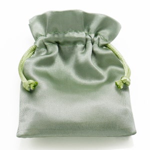 Jewellery Pouches , Wedding Favor Gift Bags in Silky Satin With a Draw ...