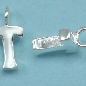 Petites lettres en argent sterling 925 , breloques alphabet . Initiales solides 925 authentiques T