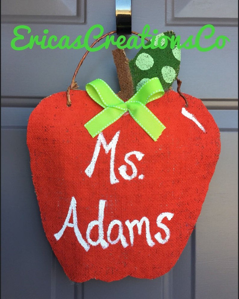 Teacher Apple Door Hanger