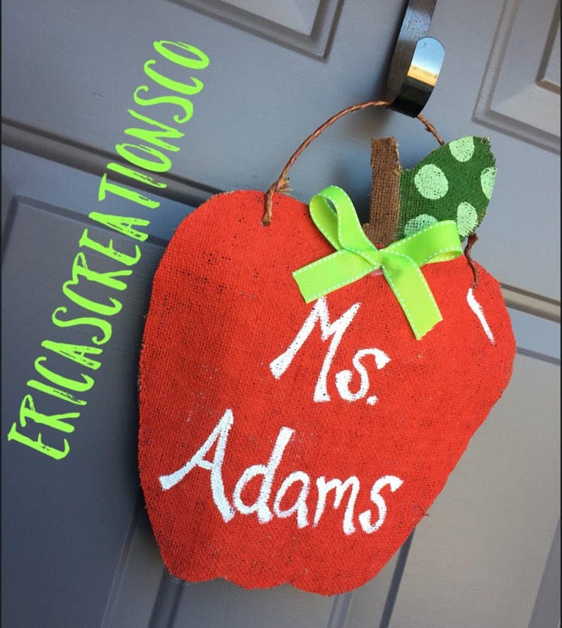 Teacher Apple Door Hanger