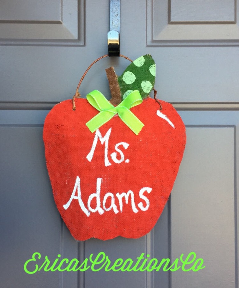 Teacher Apple Door Hanger