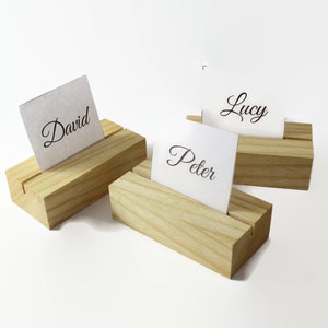 Juego de 15 tarjeteros de madera / Portanúmeros de mesa / Decoración de boda de madera / Portaetiquetas de nombre / Decoración de boda / Tarjeteros naturales