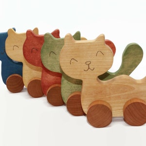 Wooden toy cat on wheels. Animal toy. Gift. Boy. Girl. Gift for 1 year old