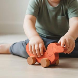Cane giocattolo in legno su ruote – Giocattolo naturale a forma di animale per bambini, animale in legno Montessori, statuetta ecologica a forma di cane che rotola, giocattolo in legno fatto a mano